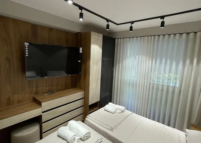 Апартаменты By Foot - Charm Тирана