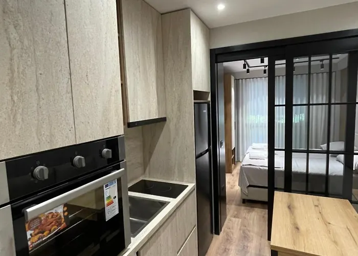 By Foot - Charm Тирана